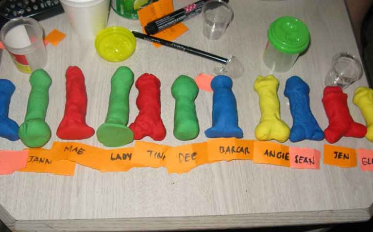 Play-Doh will exchange phallic-shaped toy!