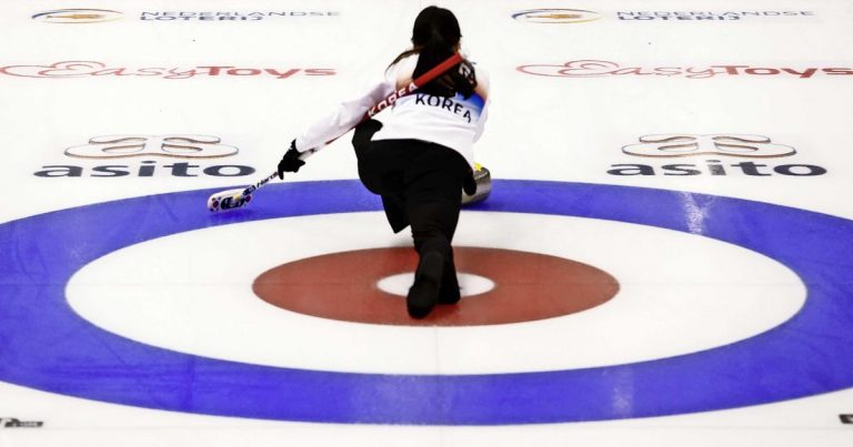 curling dildo